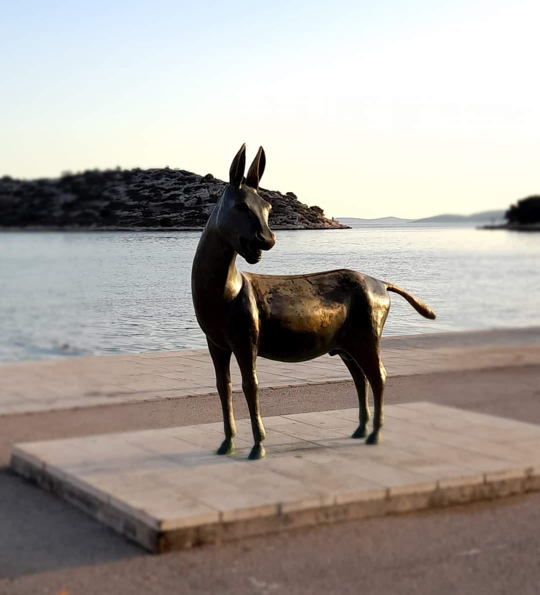 MagaracSpomenikTribunjo